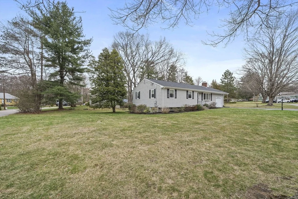 Photo of 55 Benjamin Drive