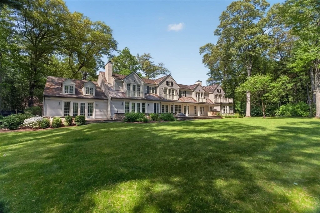 Photo of 12 Winding River Cir