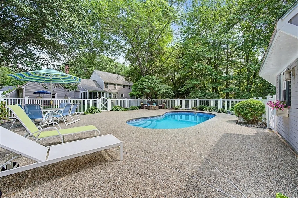 Photo of 9 Brookside Lane