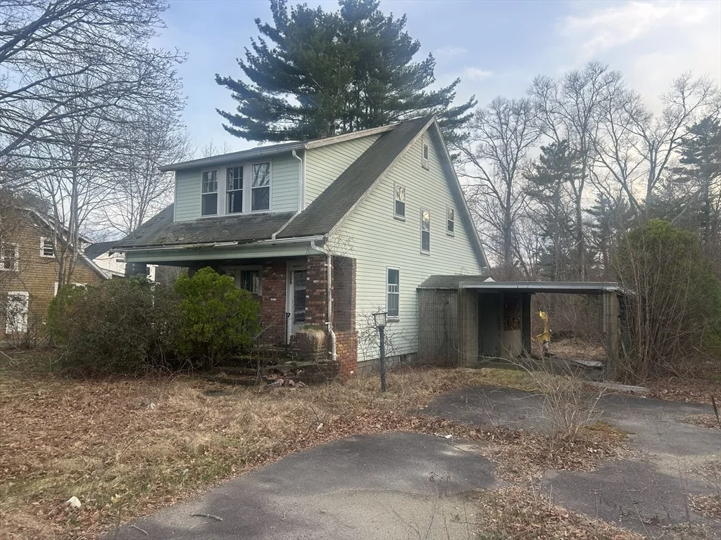 Photo of 2289 Cranberry Highway