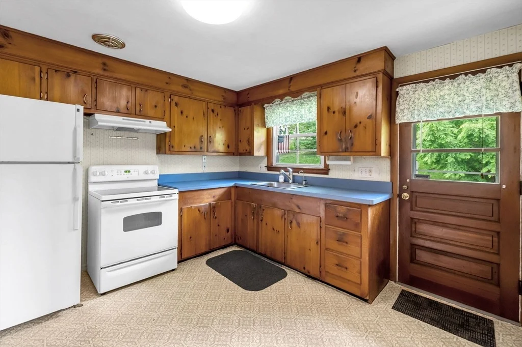 Photo of 116 Longmeadow Ave