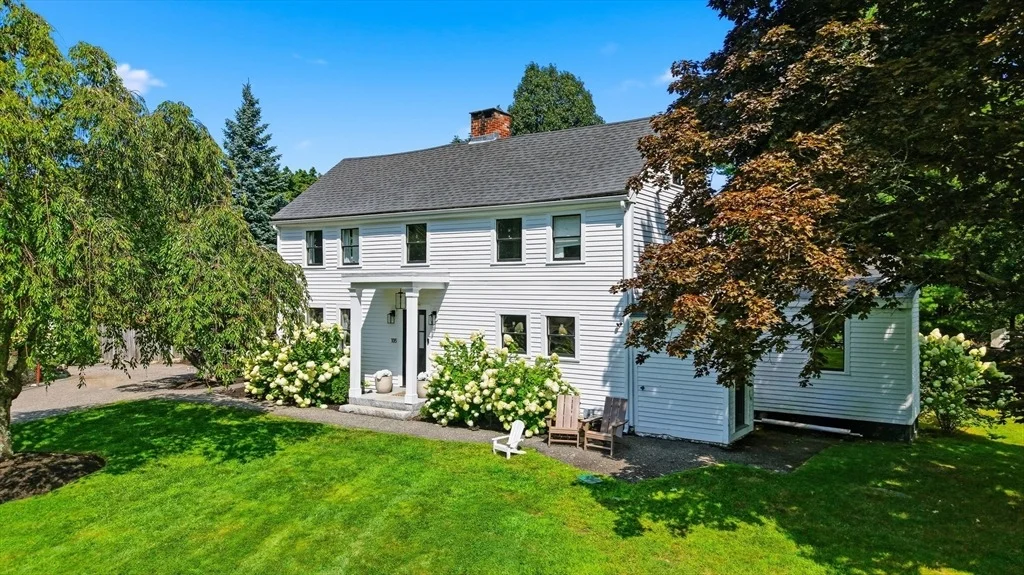 Photo of 105 Bow St