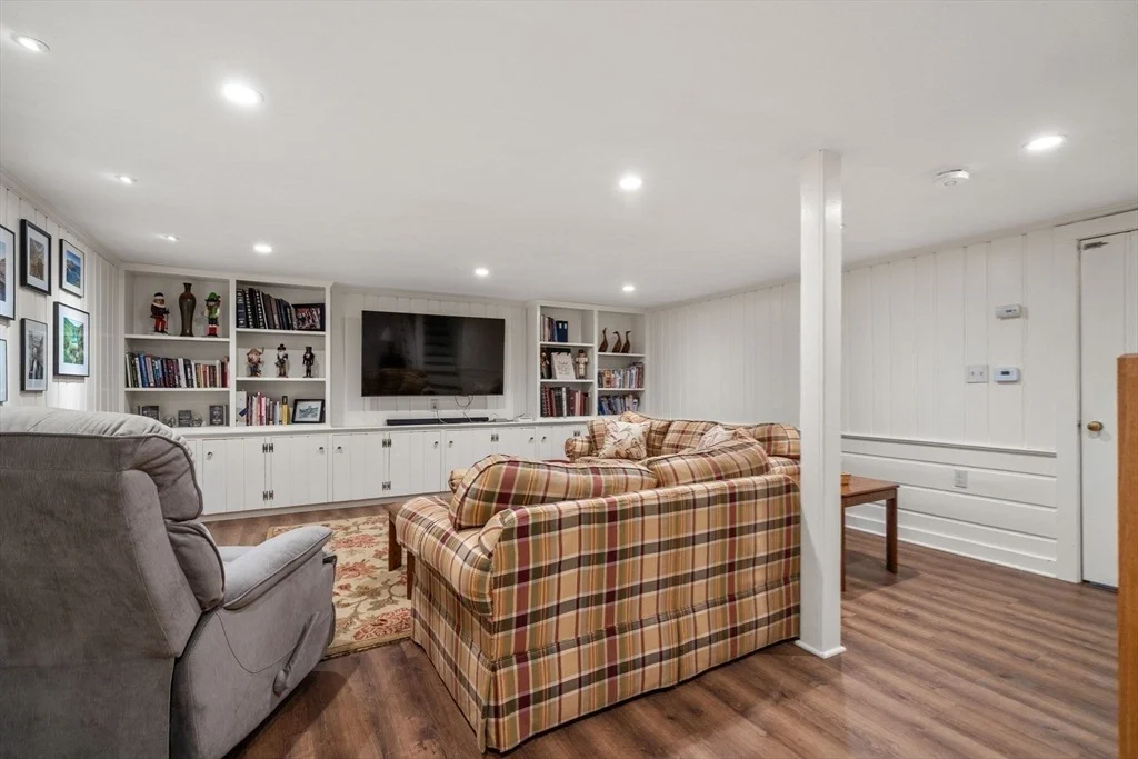 Photo of 15 Juniper Rd