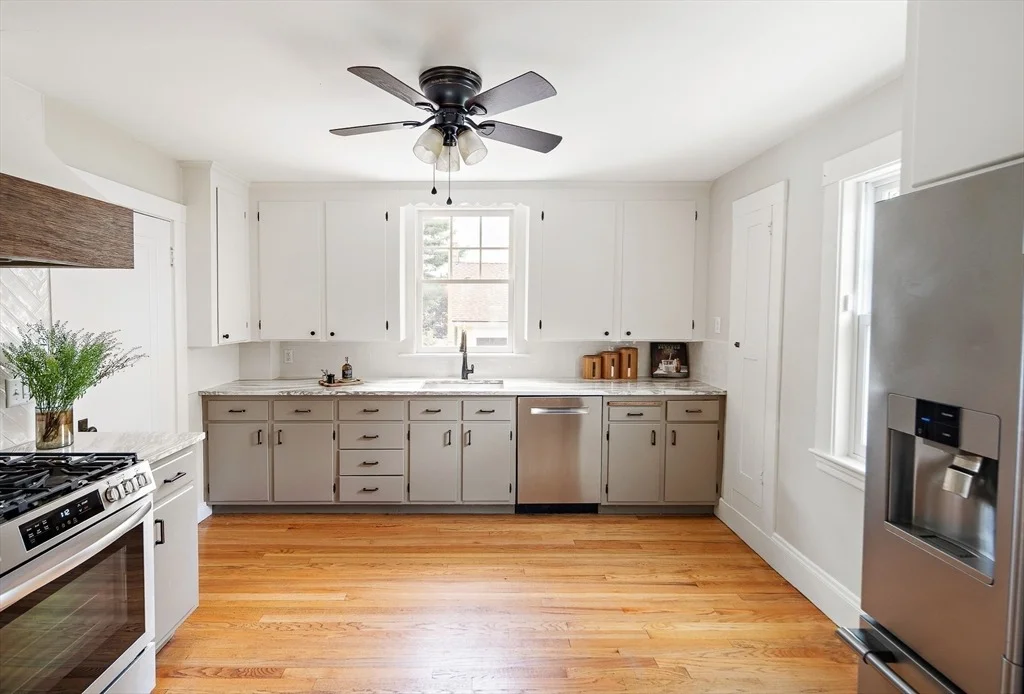 Photo of 162 Forest St