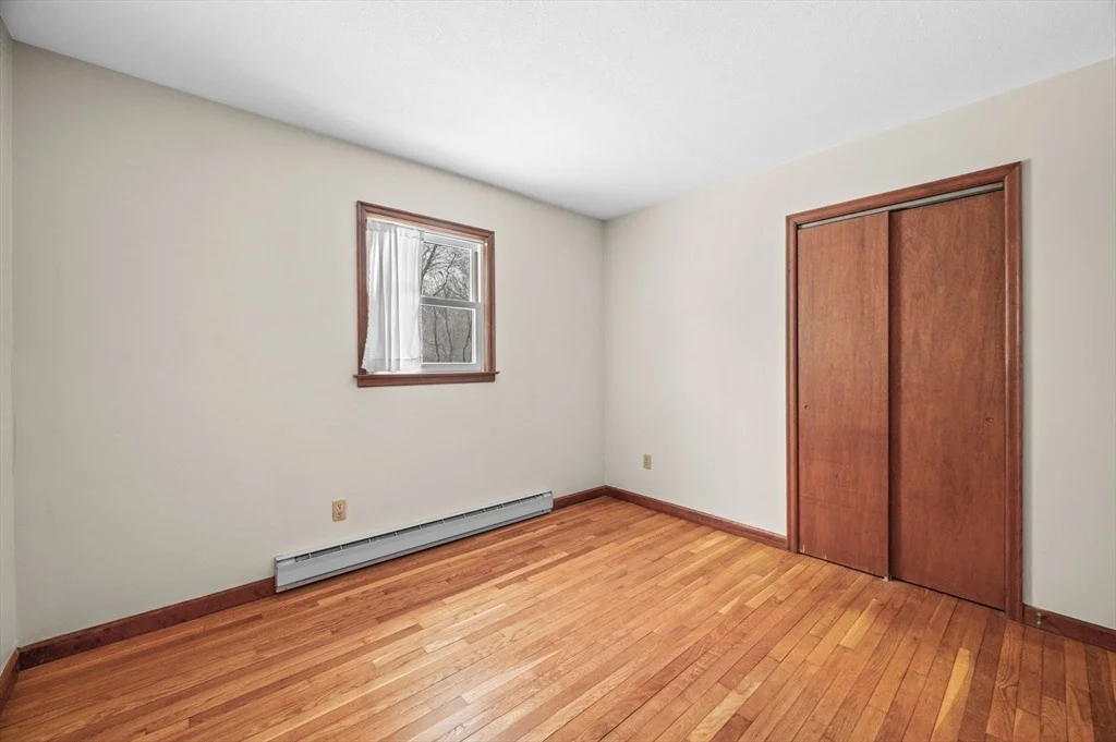 Photo of 90 Topsfield Rd
