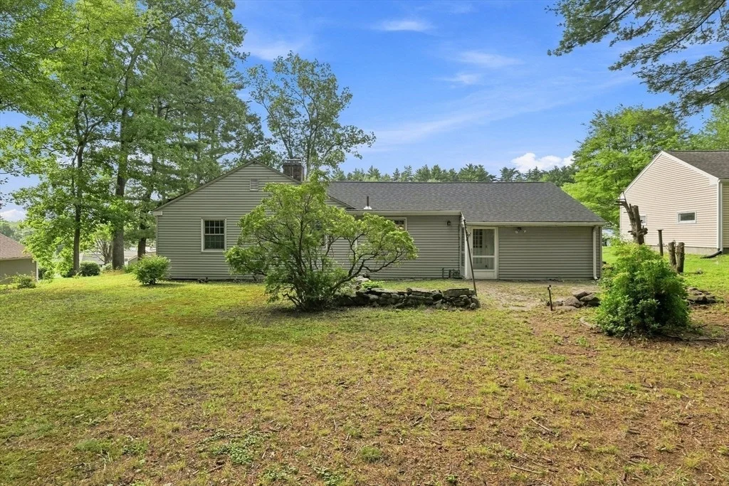Photo of 92 Oak Hollow Rd