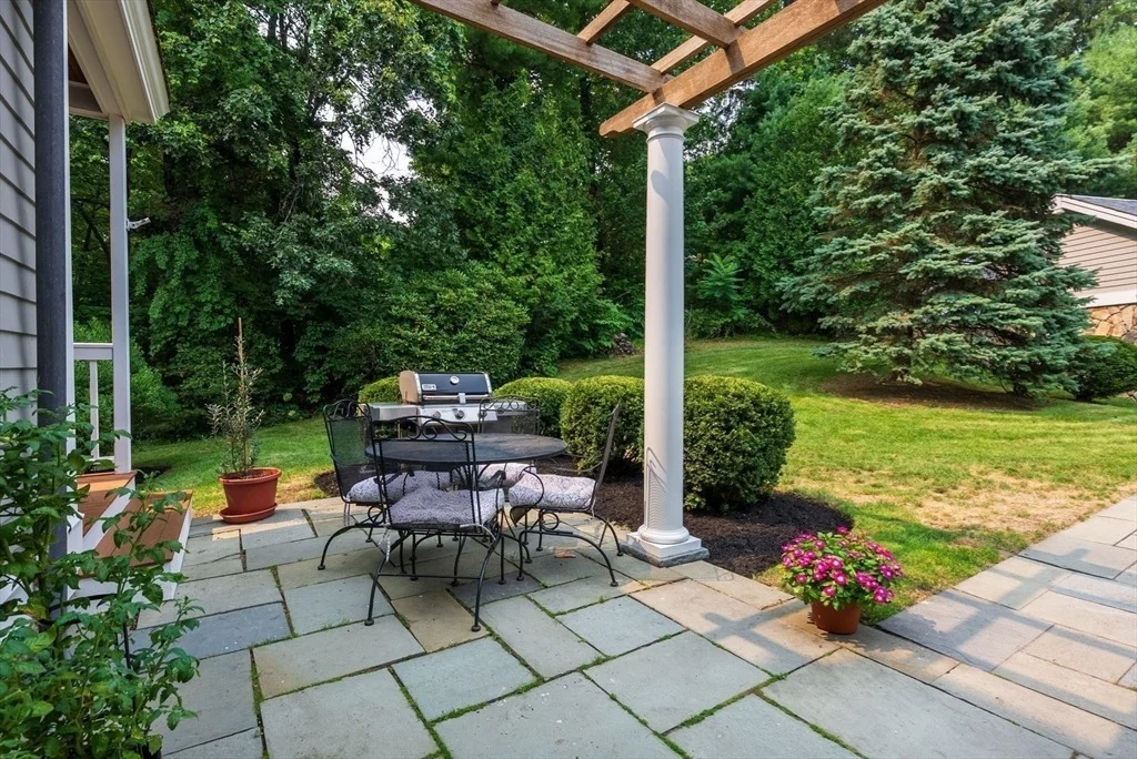 Photo of 32 Intervale Rd