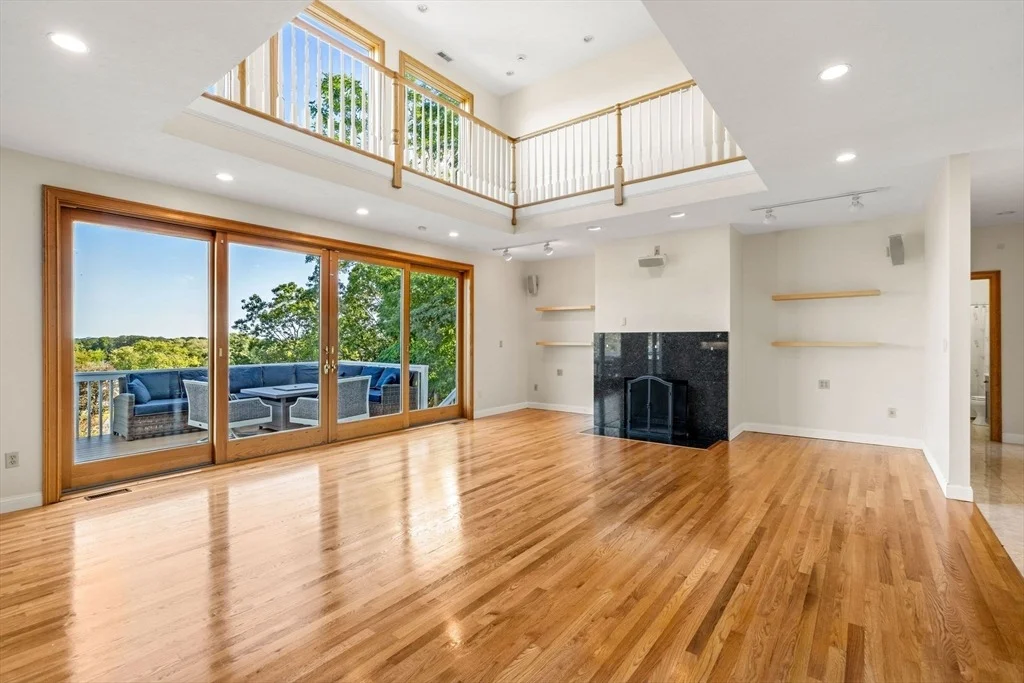 Photo of 116 Raffaele Drive