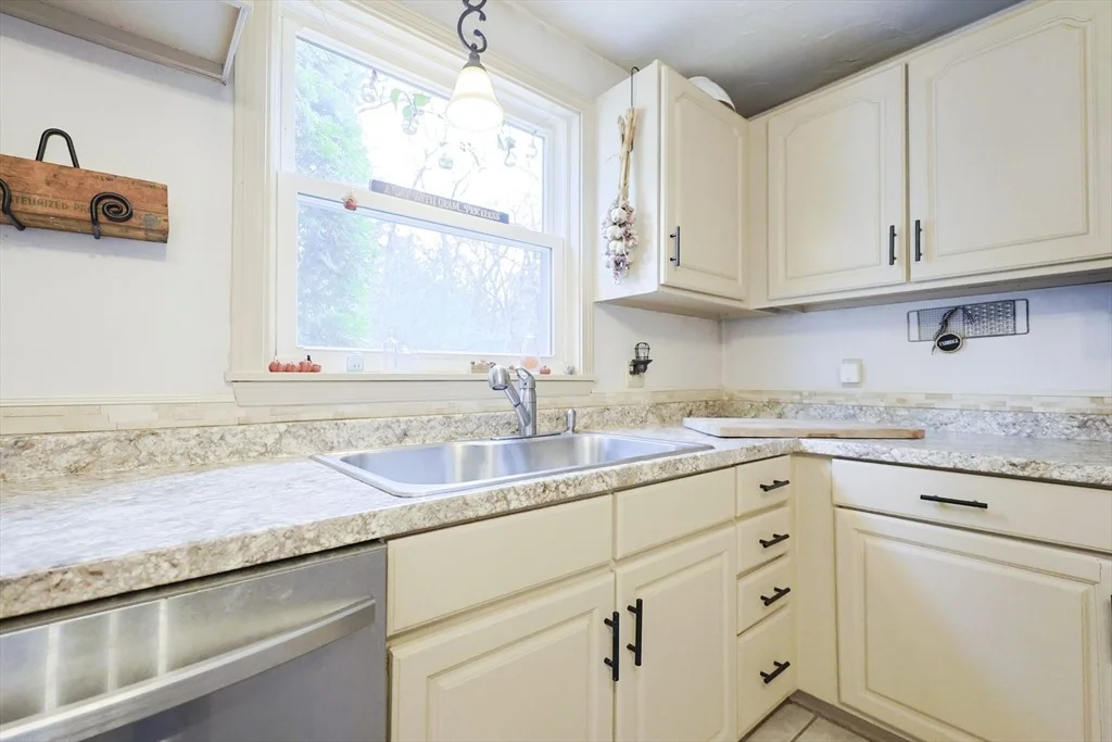 Photo of 75 Lake St