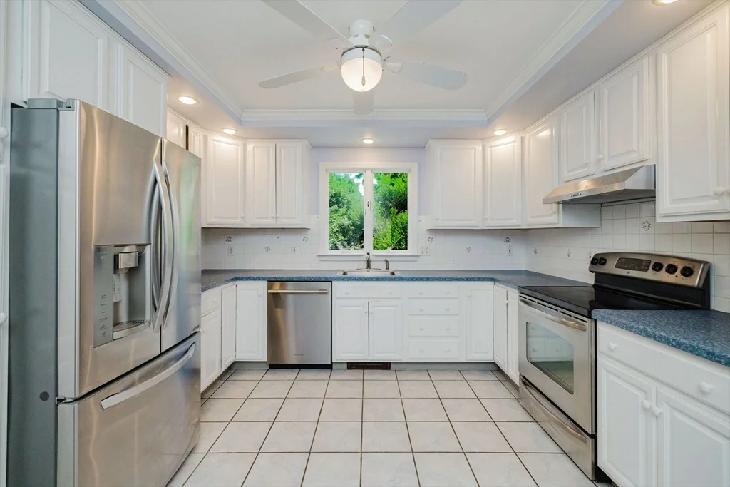 Photo of 275 Summer St