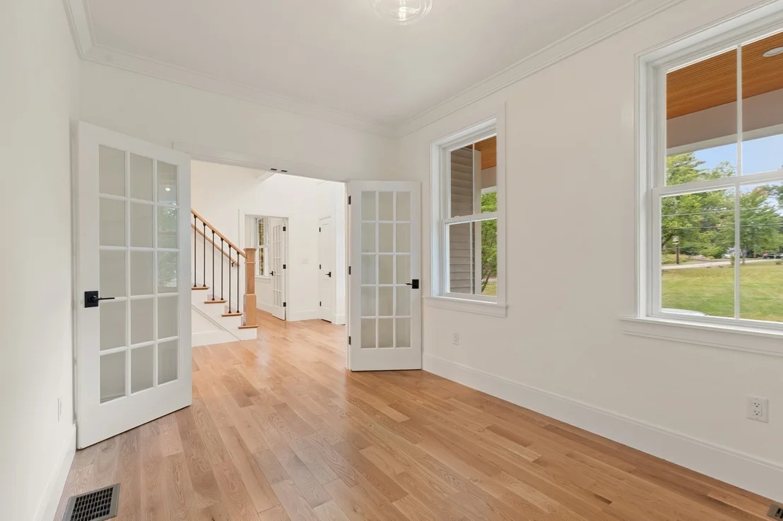 Photo of 472 Summer Avenue