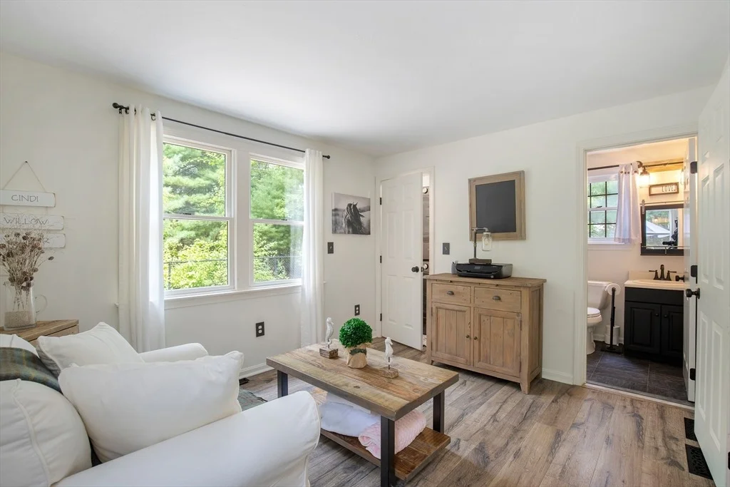 Photo of 50 Currycomb Cir