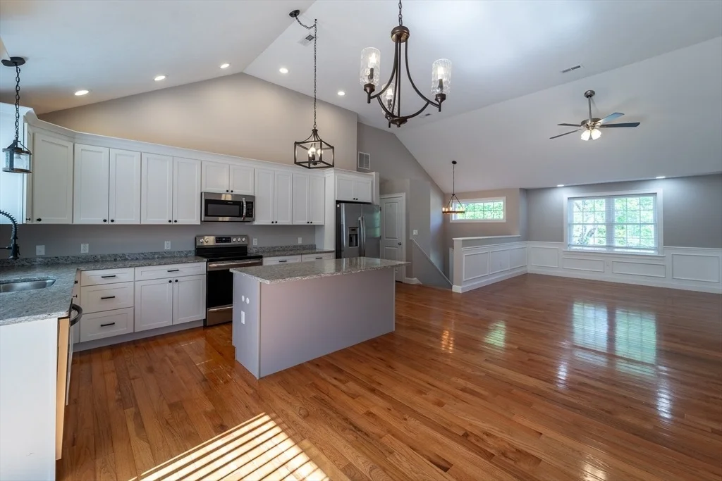 Photo of 31 Scenic Dr