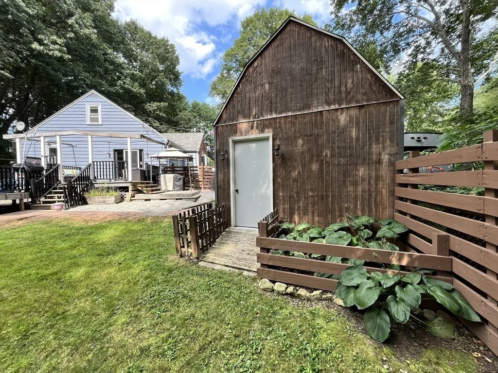 Photo of 1635 Providence Rd