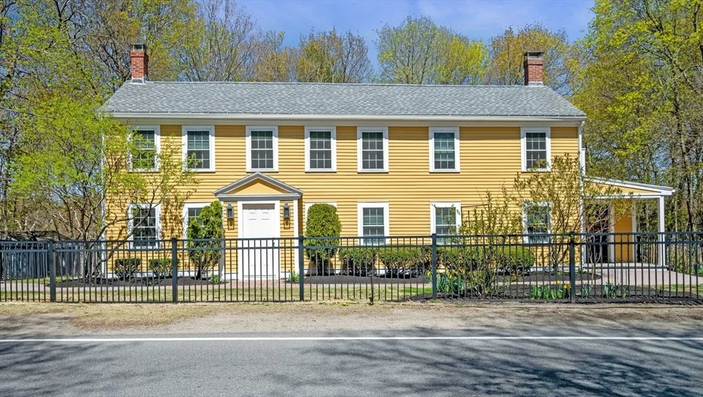 Photo of 1 Chestnut St