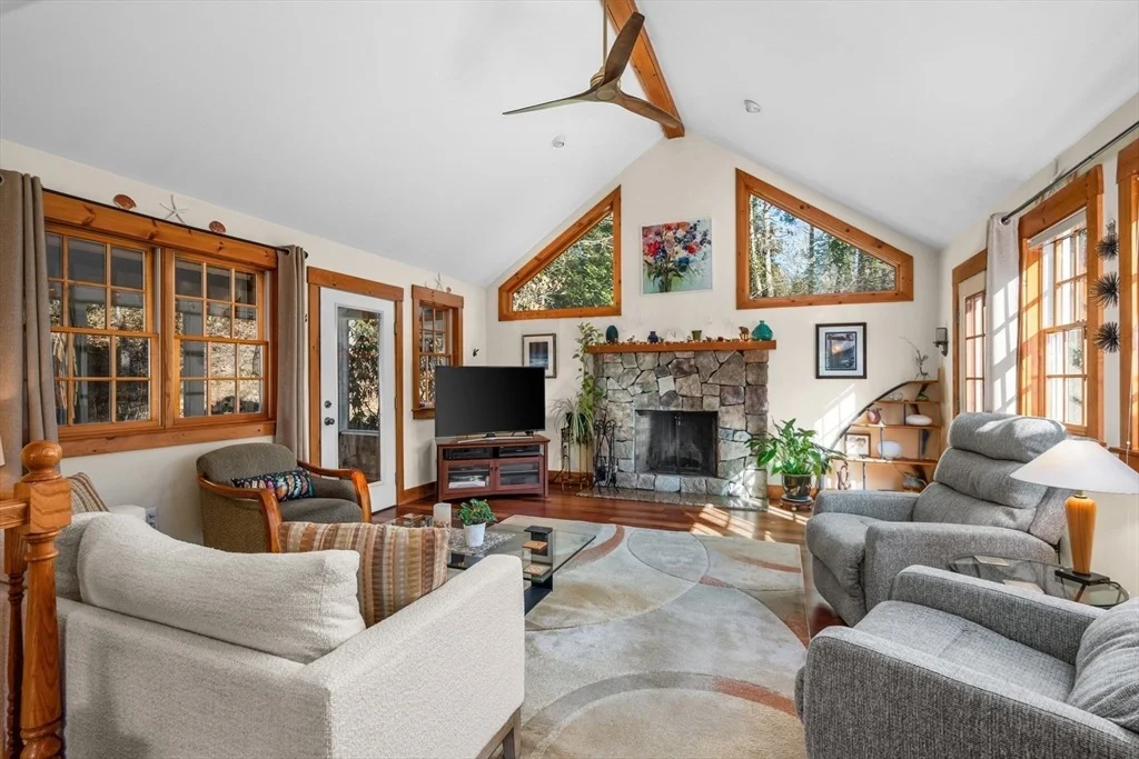 Photo of 105 Great Fields Rd