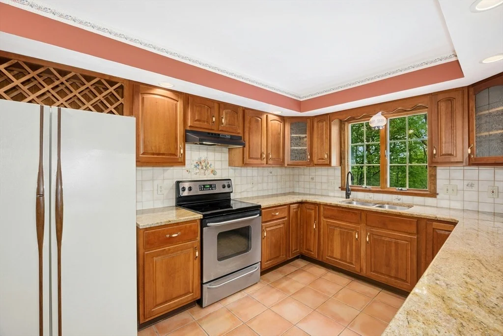 Photo of 19 Steppingstone Dr