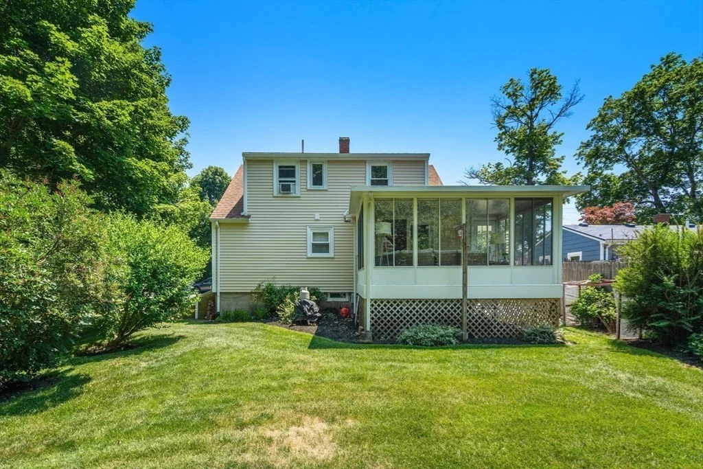 Photo of 1080 Ocean St