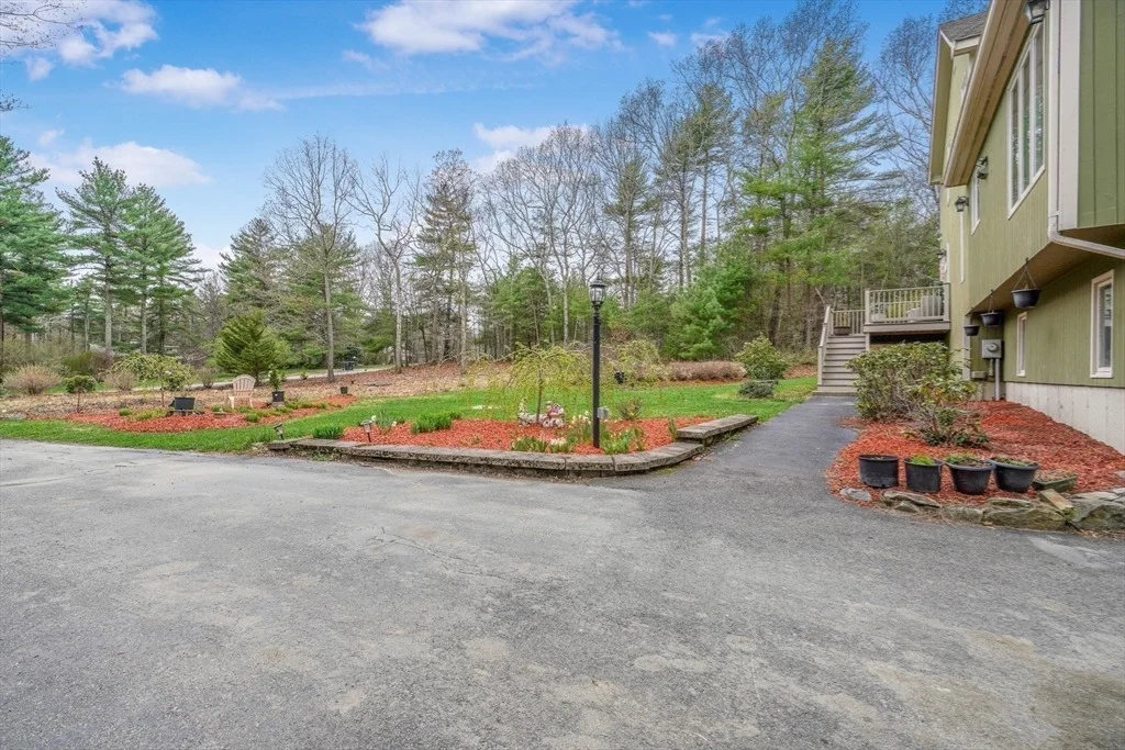 Photo of 10 Jethol Dr
