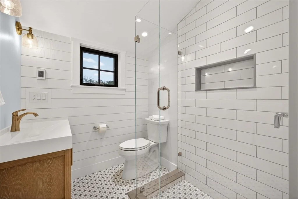 Photo of 106 Chatham Rd
