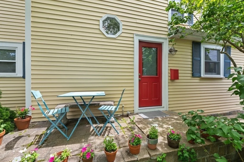 Photo of 18 Edgewood Rd