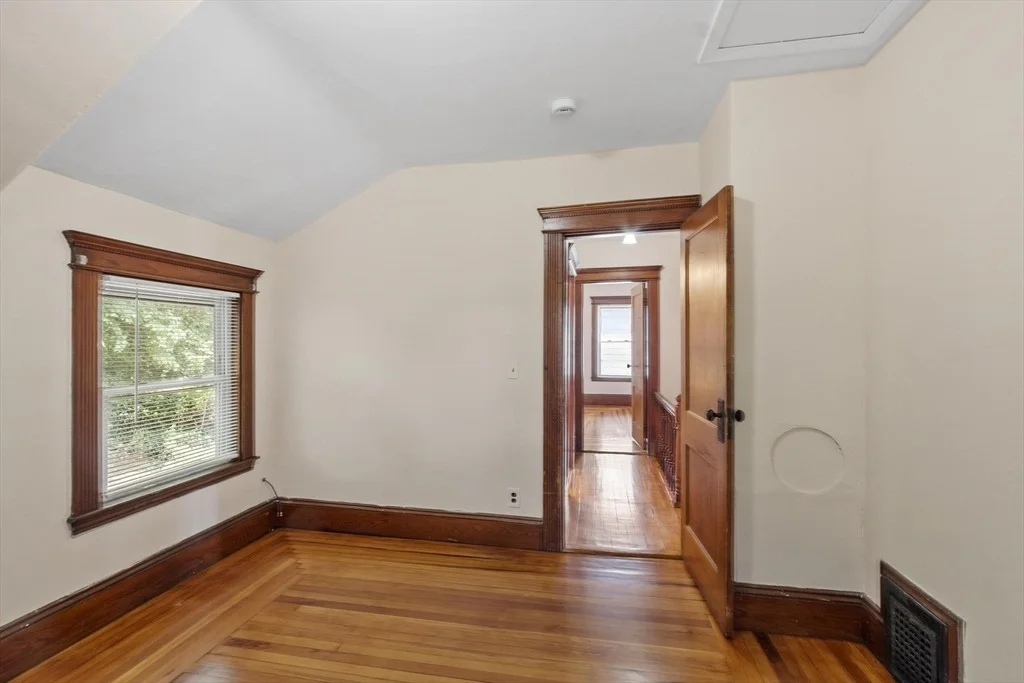 Photo of 219 Walnut Street