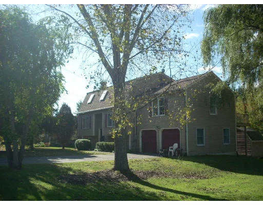 Photo of 36 S. Hampton Rd.