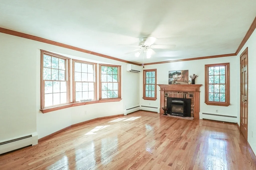 Photo of 14 Raymond Drive