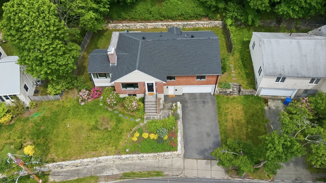 Photo of 18 Travis Dr