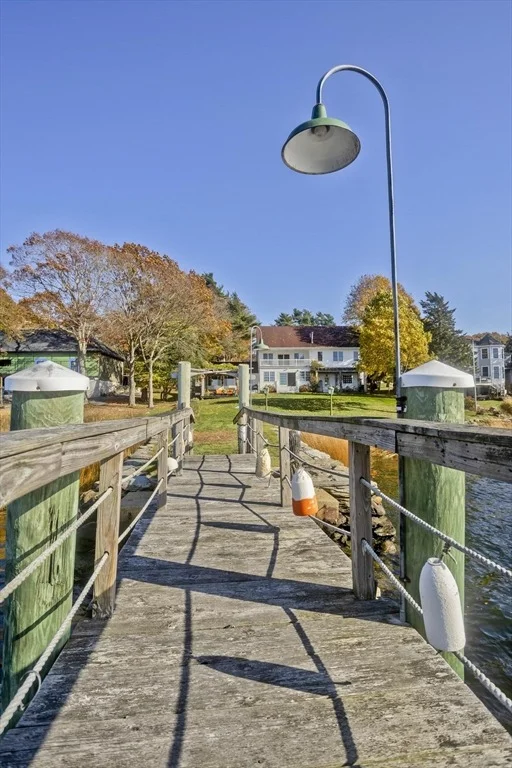 Photo of 62 Riverside Dr