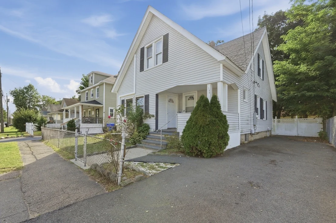 Photo of 132 Gilbert Ave