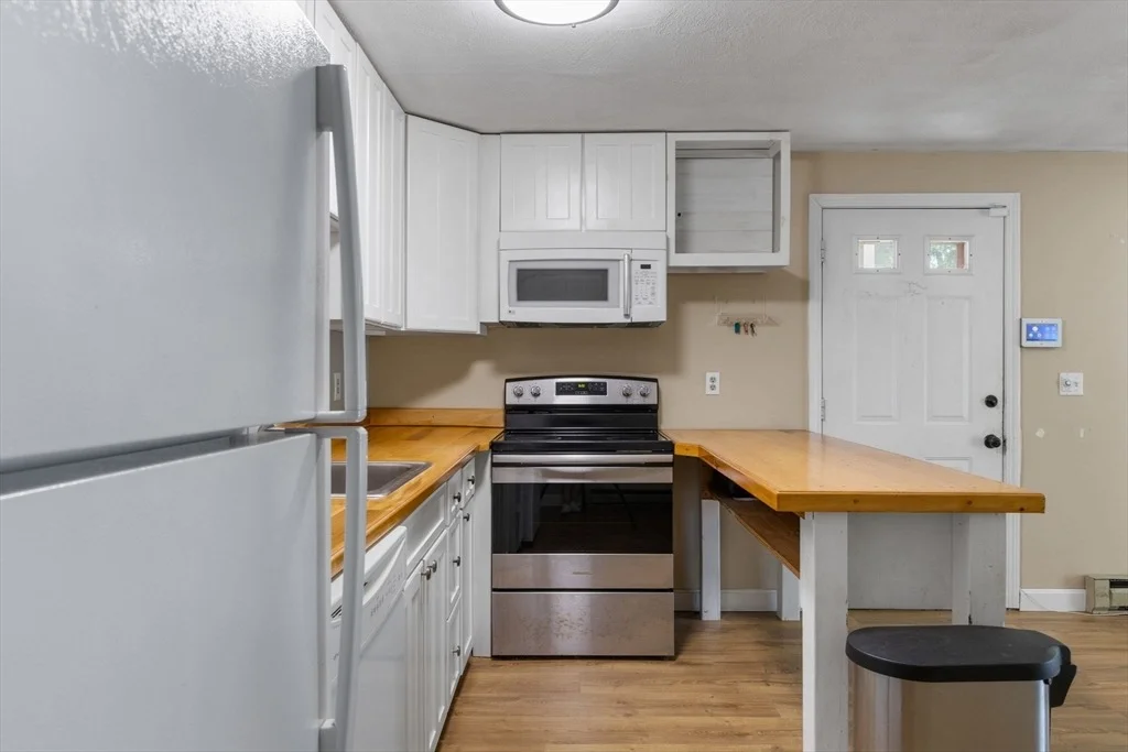 Photo of Unit 8B at 70 Cape Dr