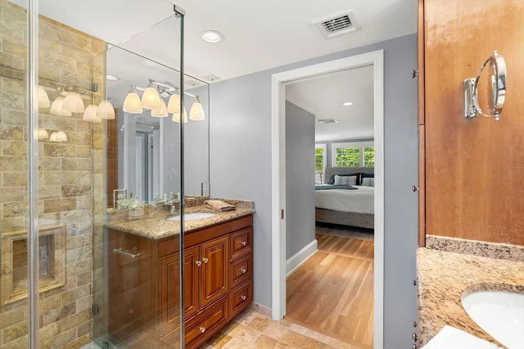 Photo of 7 Fort Beach Way
