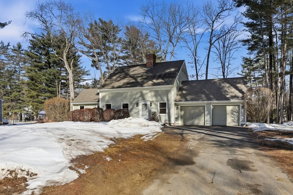 Photo of 8 Aloha Dr