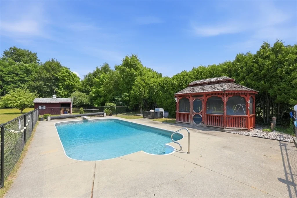 Photo of 976 Tinkham Rd