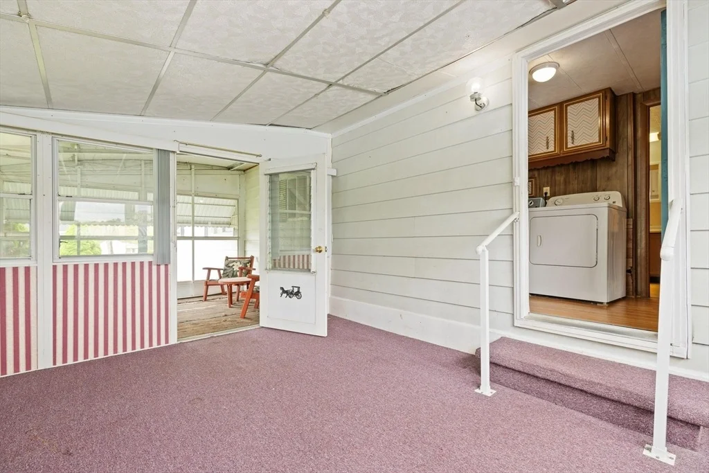 Photo of 48 Easy Street