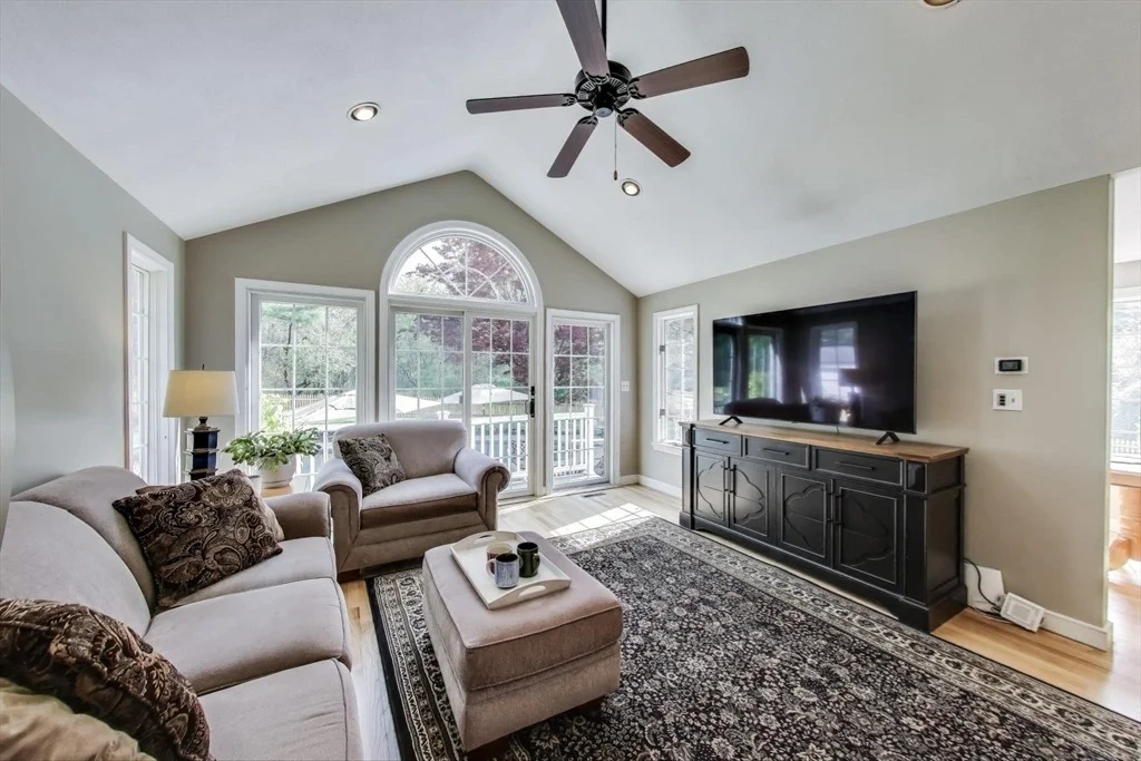 Photo of 24 Spruce Dr