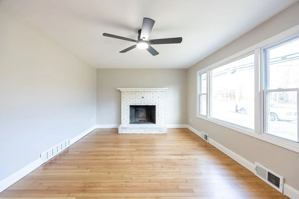 Photo of 1123 County St