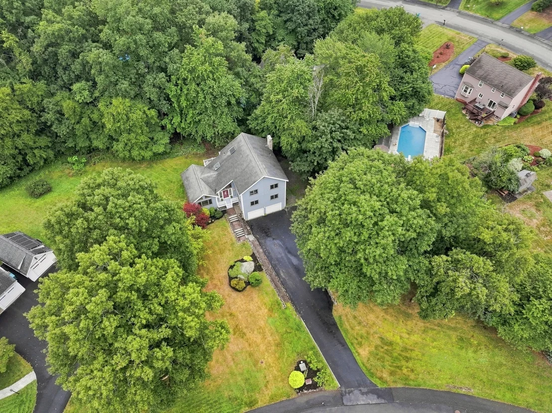Photo of 1 Utica Dr