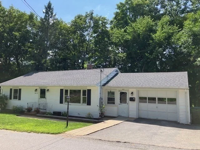 Photo of 82 Walnut St