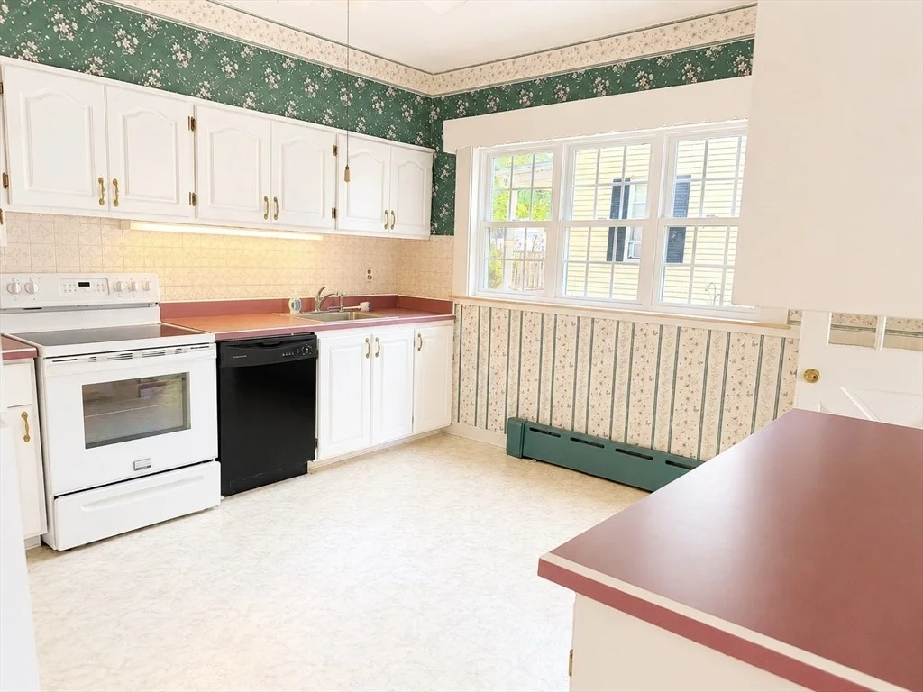 Photo of 36 Plummer Ave