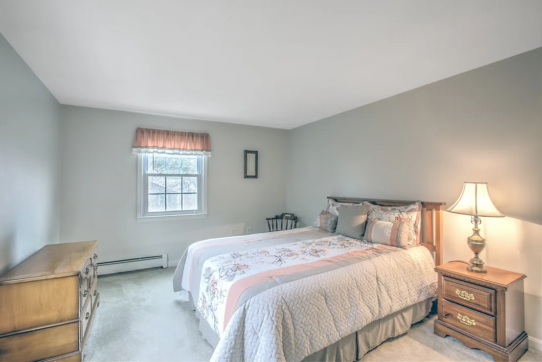 Photo of 35 Kennel Hill Dr