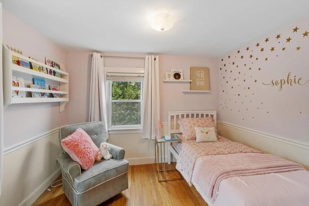 Photo of 152 Oak Street