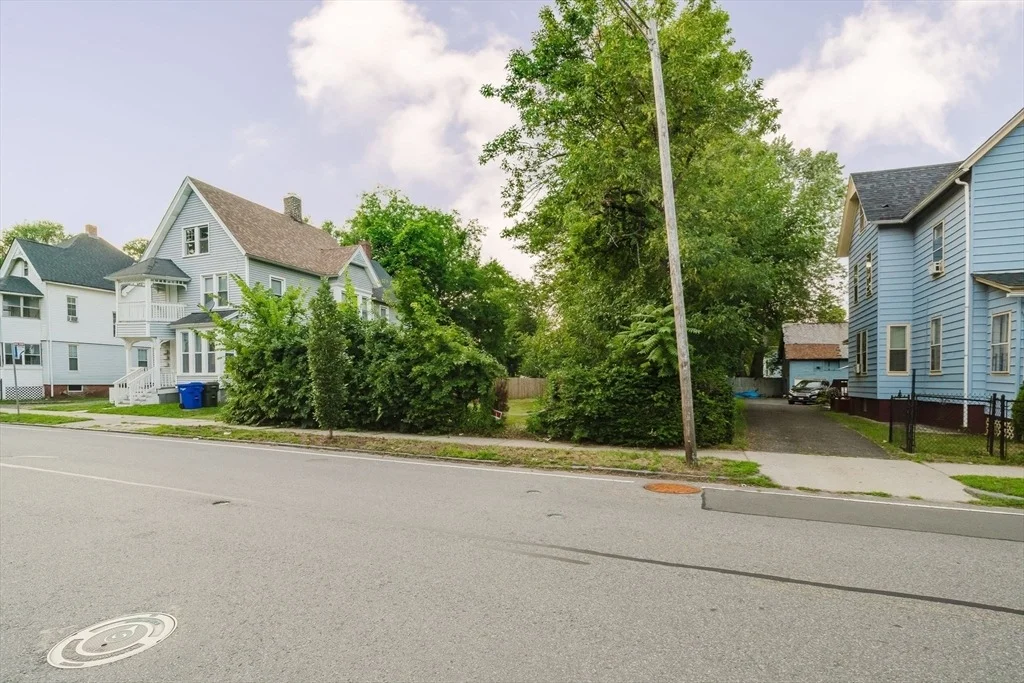 Photo of 0 King St
