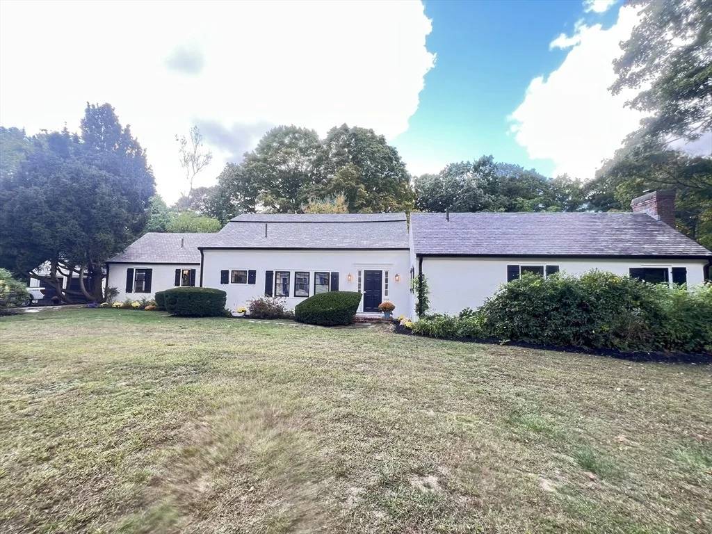 Photo of 401 Belknap Rd