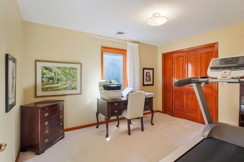 Photo of 15 Greenview Lane