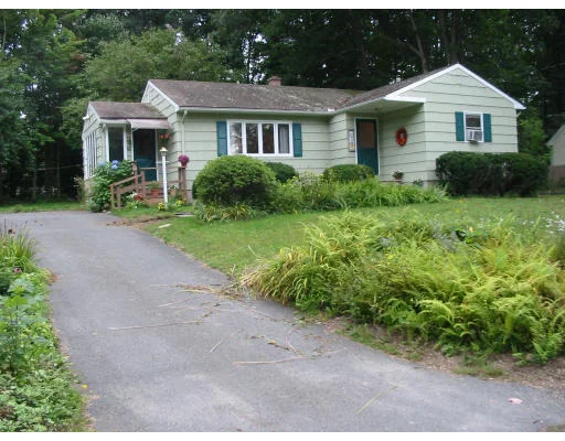 Photo of 160 Acrebrook Dr