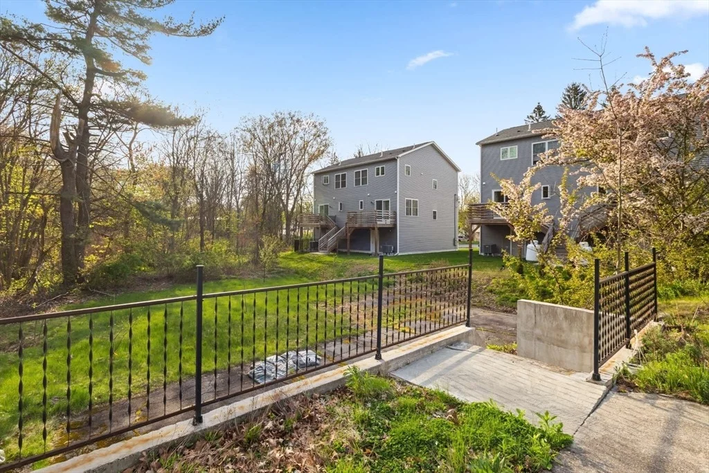 Photo of 7 Darrow St
