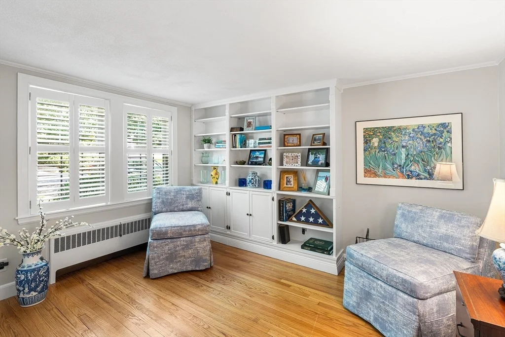 Photo of 4 Oakland Cir