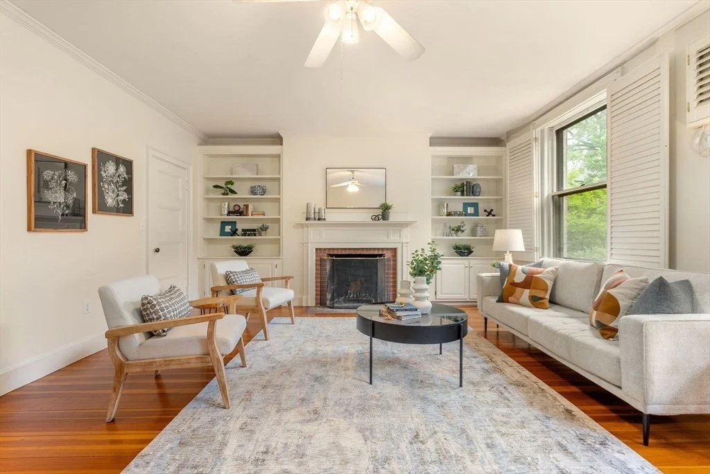 Photo of Unit 3 at 7 Regent Cir